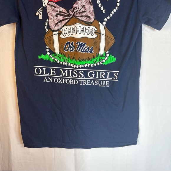 Gildan Navy Blue Short Sleeve  Ole Miss Graphic Tee Size Small Preowned - Picture 6 of 8